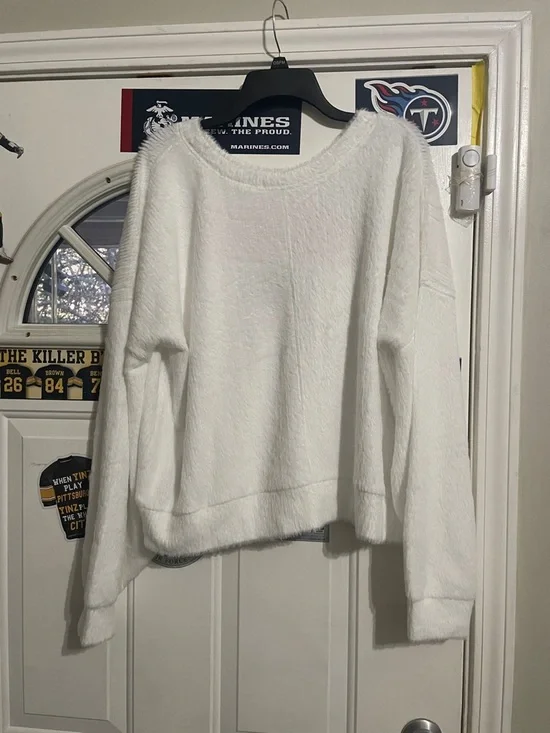 Ohio State Women's White Fuzzy Crewneck Sweater with Embroidered Logo - Picture 4 of 5